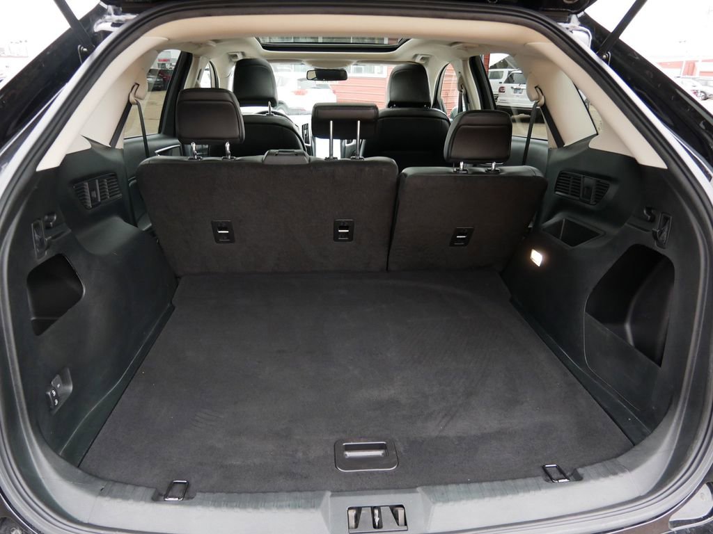 Certified 2023 Ford Edge SEL image 10