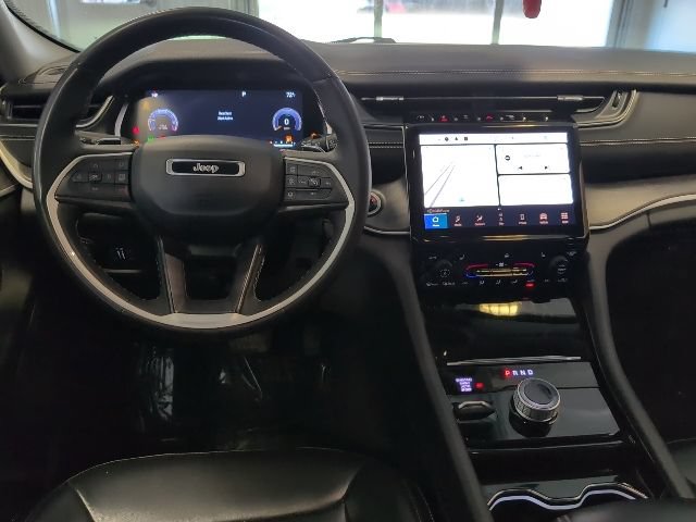 Used 2023 Jeep Grand Cherokee Limited AWD/4WD image 18