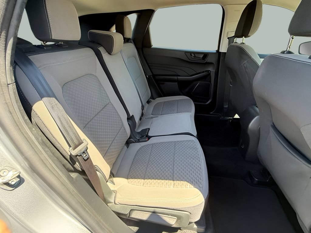 Certified 2022 Ford Escape SE FWD image 18