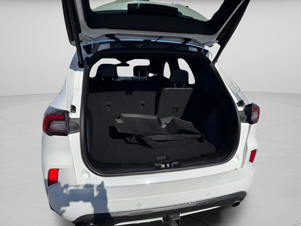 Certified 2025 Ford Escape ST-Line Elite w/ Premium Technology Package AWD/4WD image 13