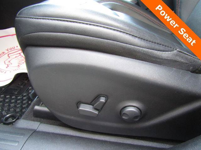 Used 2022 Jeep Cherokee Trailhawk w/ Premium Leather Package AWD/4WD image 7