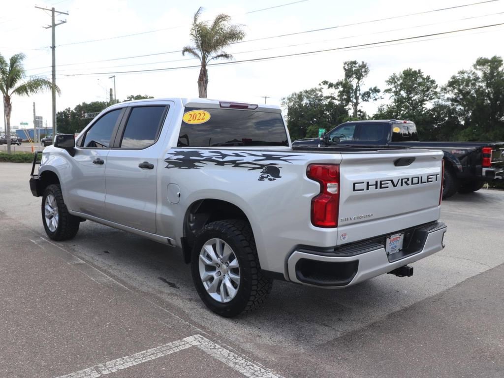 Used 2022 Chevrolet Silverado 1500 Custom image 3