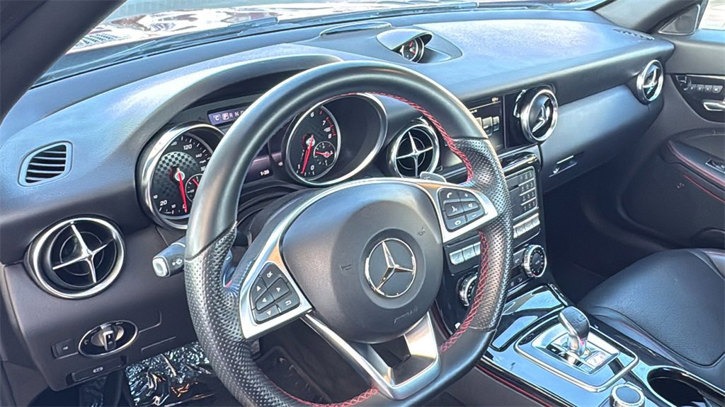 Used 2019 Mercedes-Benz SLC 300 image 20