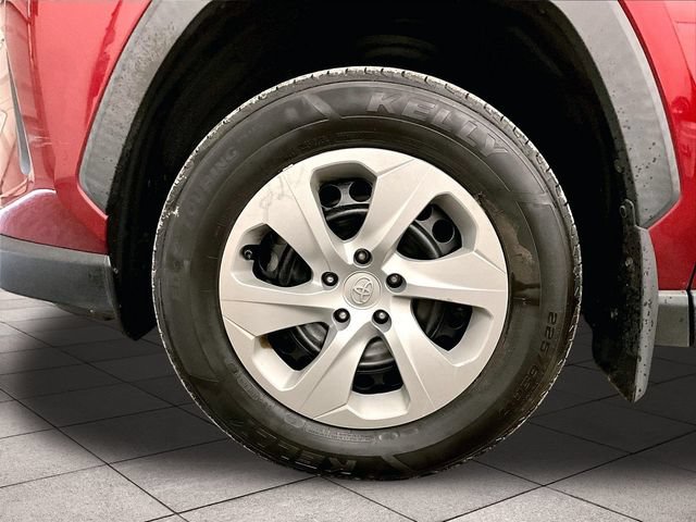 Used 2020 Toyota RAV4 LE w/ All Weather Liner Package AWD/4WD image 8