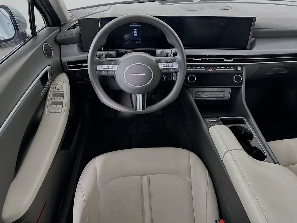 Used 2025 Hyundai Sonata SEL FWD image 9
