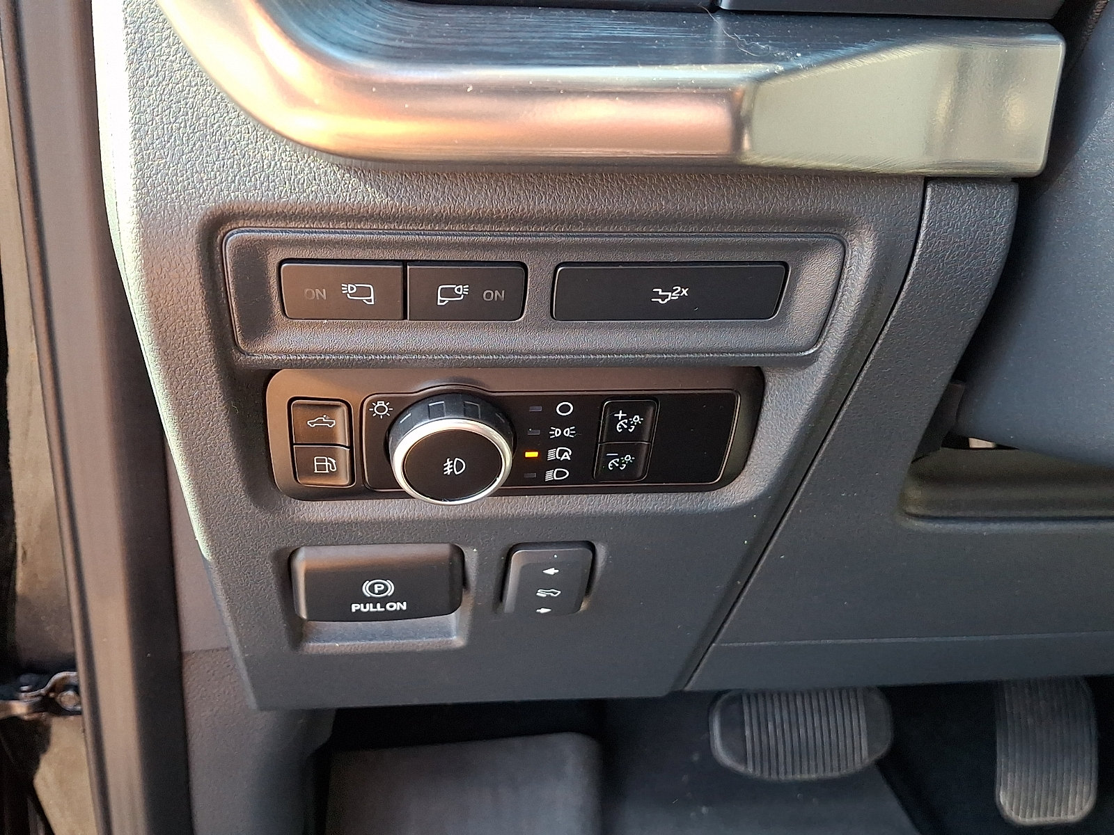 Certified 2023 Ford F150 Lariat w/ Equipment Group 502A High AWD/4WD image 28