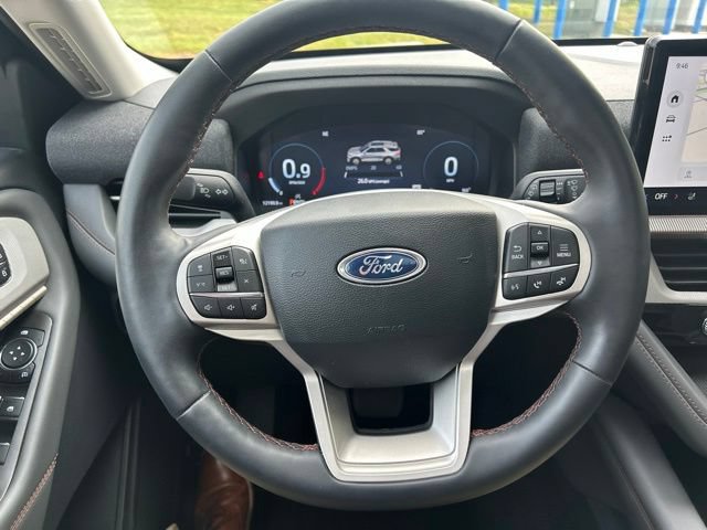 Certified 2025 Ford Explorer Active w/ Active Comfort Package AWD/4WD image 19