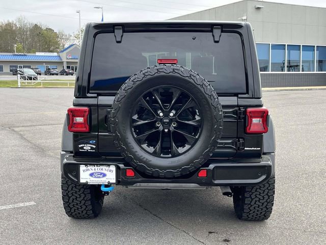 Used 2021 Jeep Wrangler Unlimited Sahara image 4