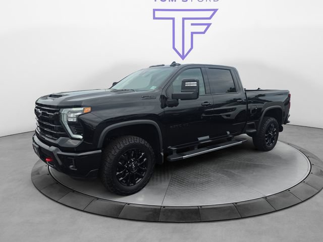 Used 2025 Chevrolet Silverado 2500 LTZ w/ LTZ Plus Package AWD/4WD image 1