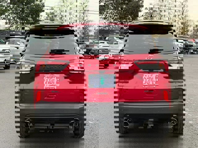 Certified 2022 Ford Escape SEL w/ SEL Stealth AWD Package image 4