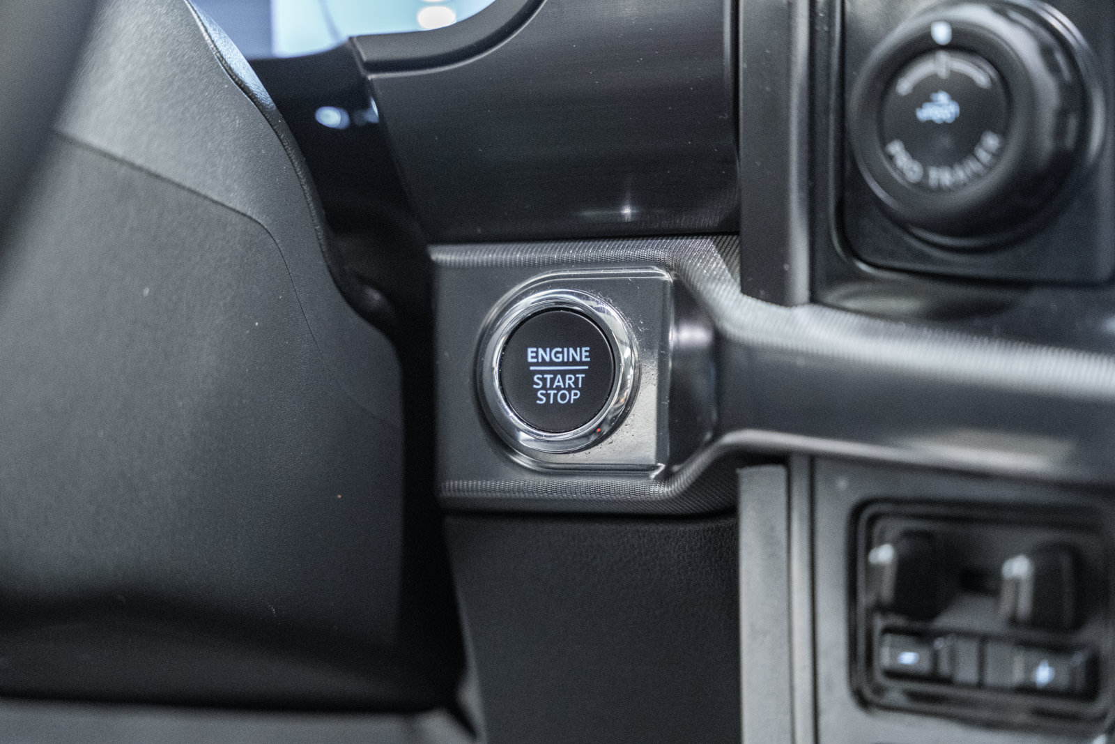 Certified 2025 Ford F150 Lariat AWD/4WD image 31