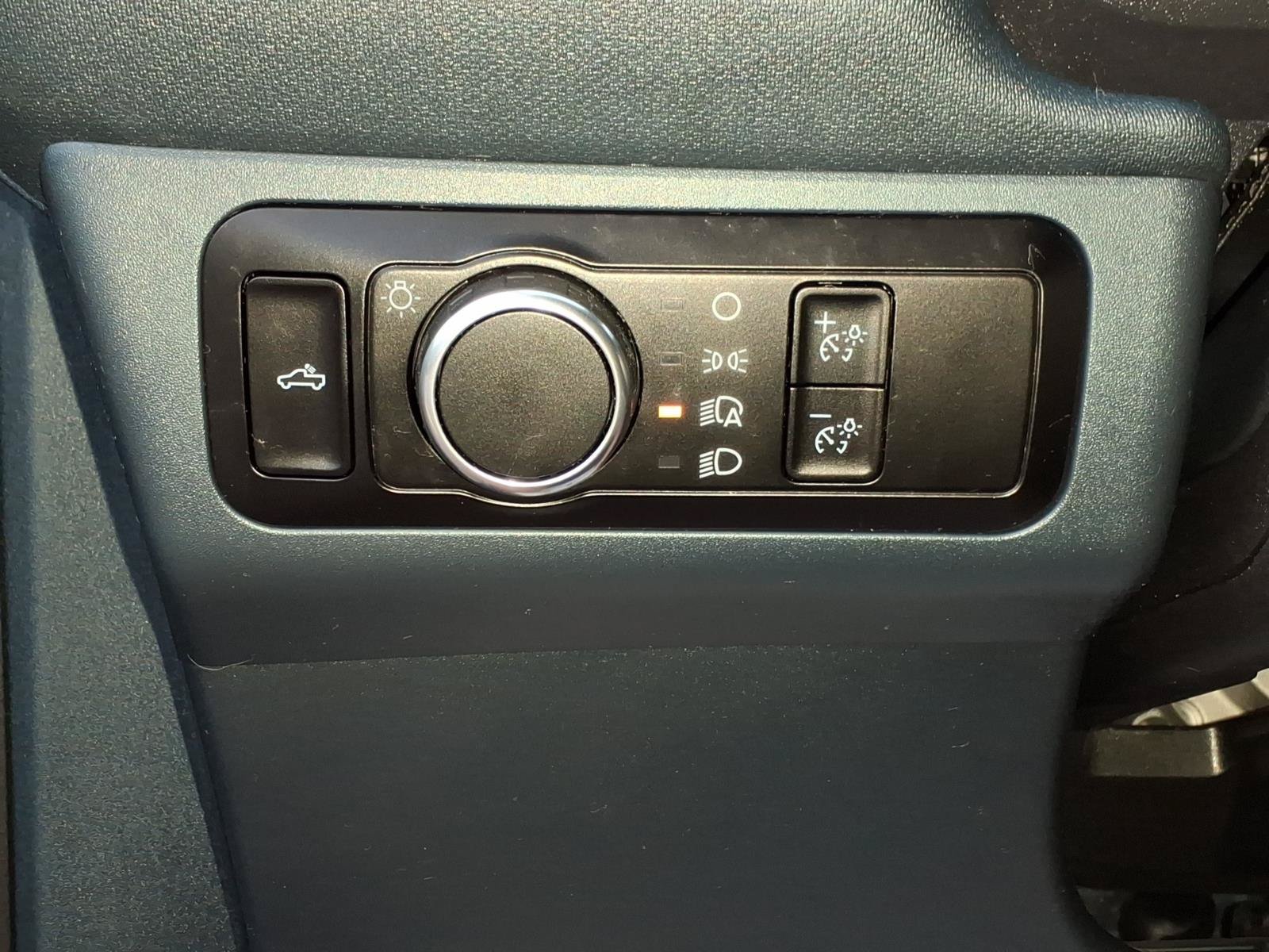Certified 2023 Ford Maverick Lariat w/ Lariat Luxury Package AWD/4WD image 16