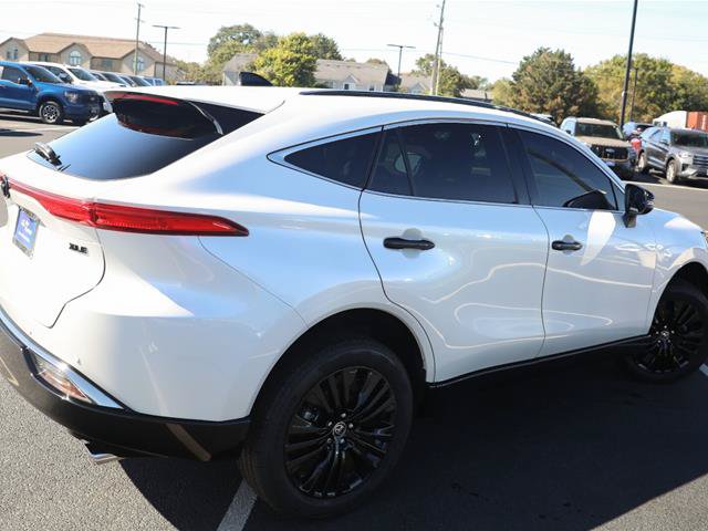 Used 2023 Toyota Venza Nightshade AWD/4WD image 3