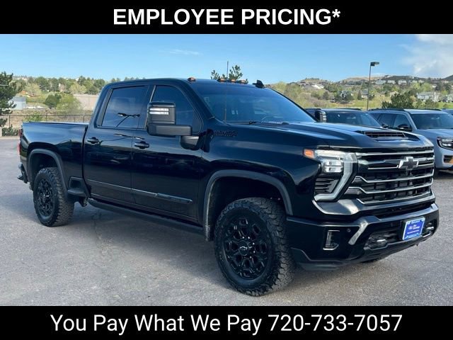 Used 2024 Chevrolet Silverado 2500 High Country w/ High Country Premium Package AWD/4WD image 9