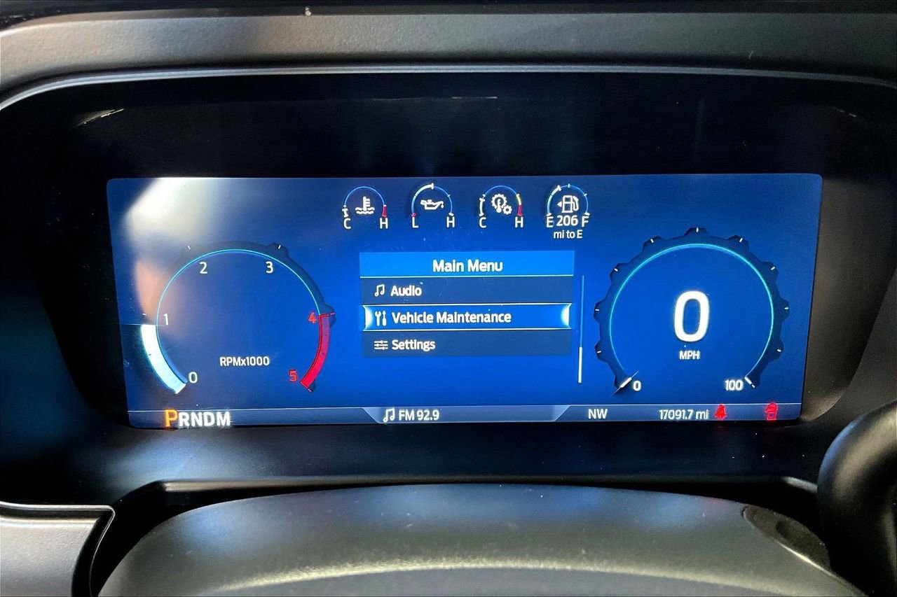 Certified 2025 Ford F350 Lariat AWD/4WD image 24