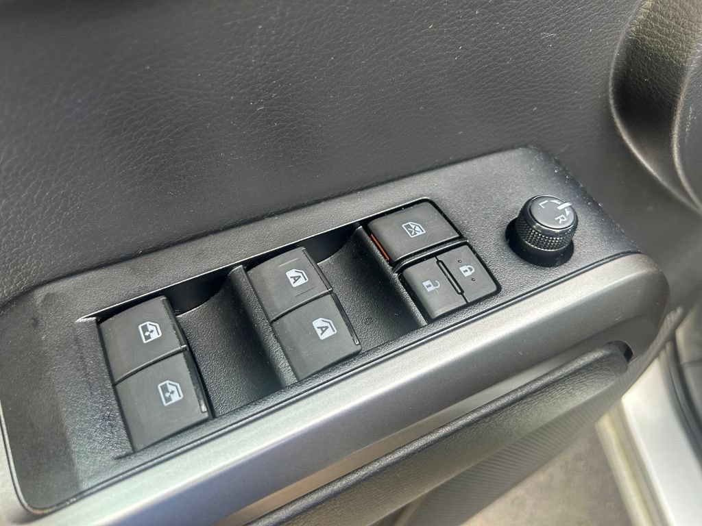 Used 2023 Toyota Tacoma SR5 RWD image 14