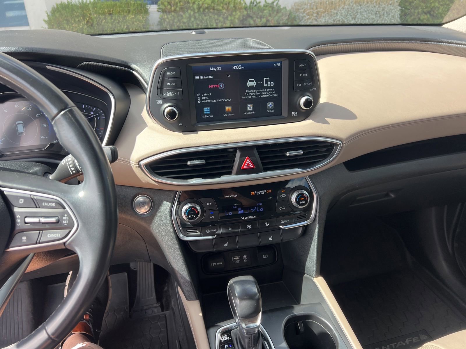 Used 2019 Hyundai Santa Fe Limited FWD image 3