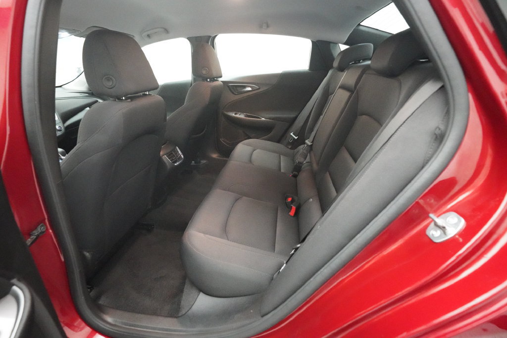 Used 2025 Chevrolet Malibu LT FWD image 15