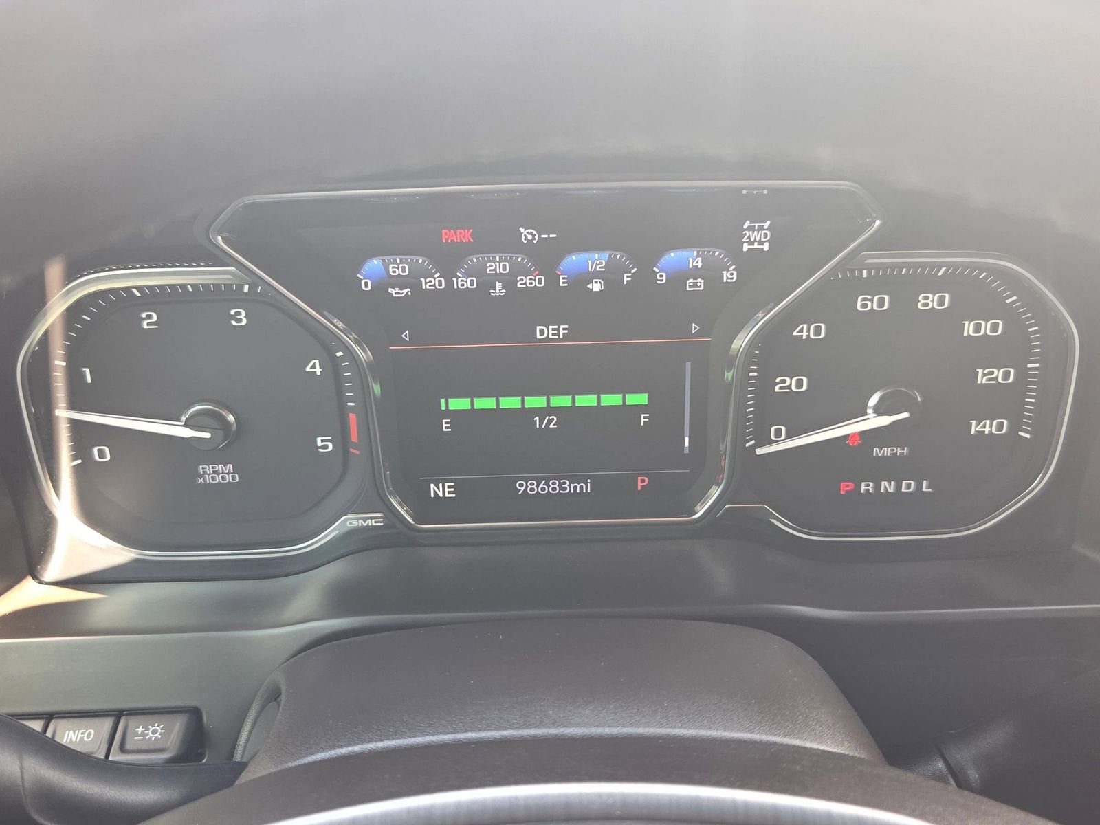 Used 2020 GMC Sierra 2500 Denali w/ Denali Ultimate Package AWD/4WD image 15