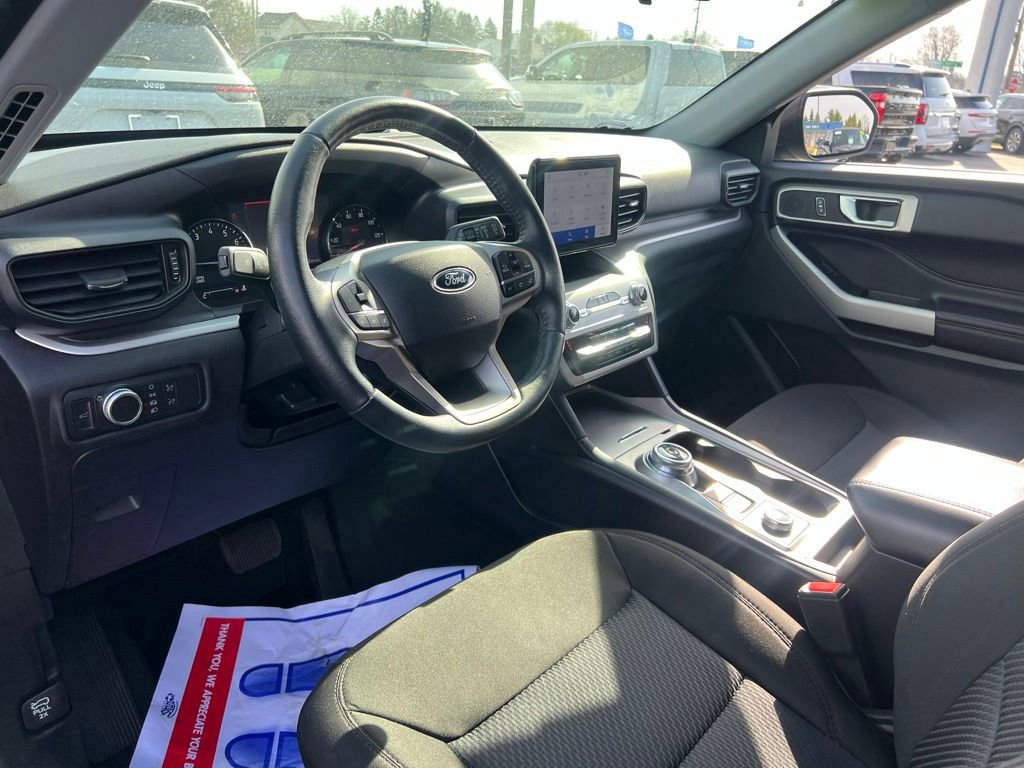 Certified 2022 Ford Explorer XLT w/ Class IV Trailer Tow Package image 23