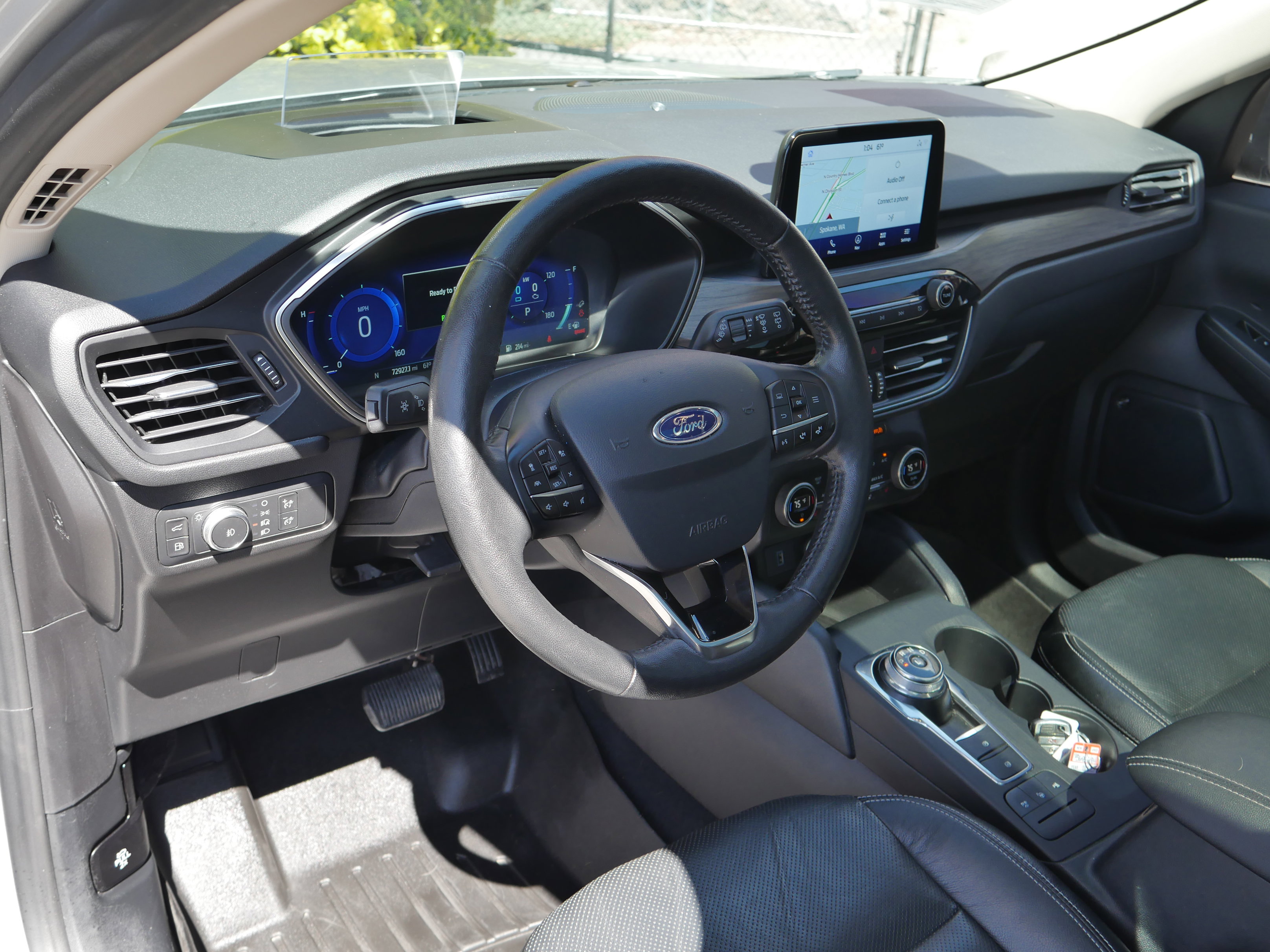 Certified 2020 Ford Escape Titanium w/ Titanium Premium Package 2.0 AWD/4WD image 4