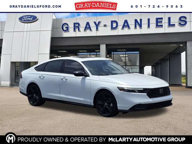Used 2024 Honda Accord Sport image 1