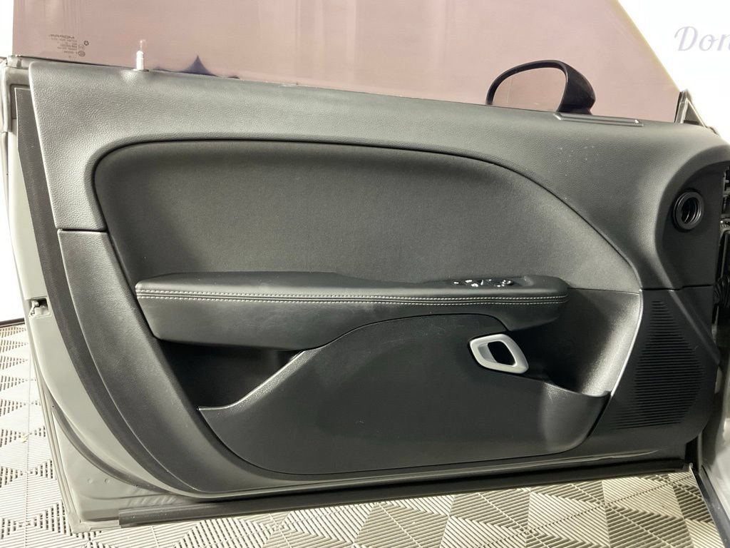 Used 2019 Dodge Challenger SXT RWD image 12