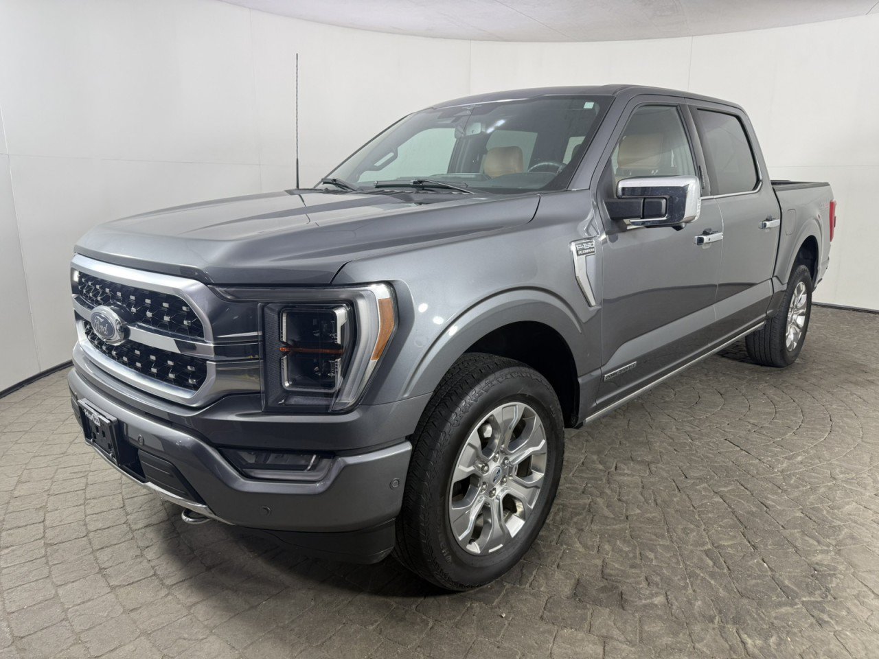 Certified 2023 Ford F150 Platinum AWD/4WD image 3