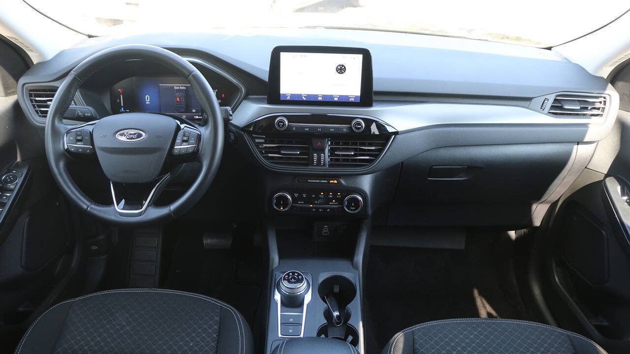 Certified 2024 Ford Escape Active AWD/4WD image 17