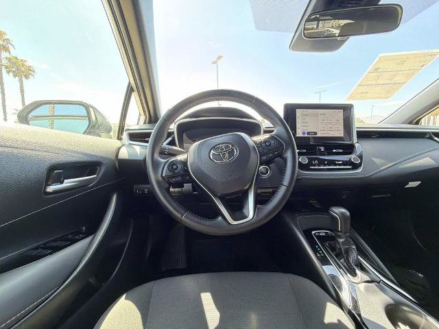 Used 2025 Toyota Corolla SE w/ SE Package FWD image 17
