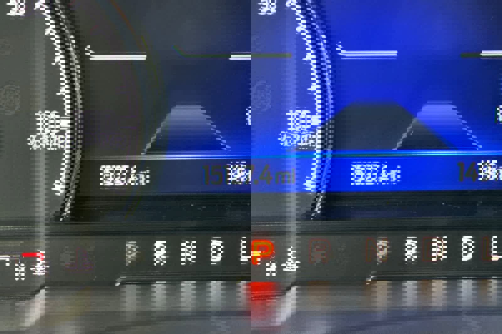 Certified 2024 Ford Maverick Lariat image 25