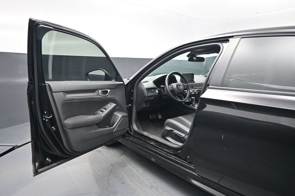 Used 2024 Honda Civic Sport image 9