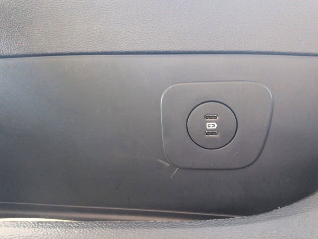 Certified 2025 Ford Explorer Active AWD/4WD image 39