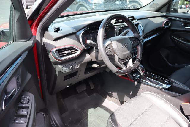Used 2021 Chevrolet TrailBlazer RS w/ Convenience Package FWD image 4