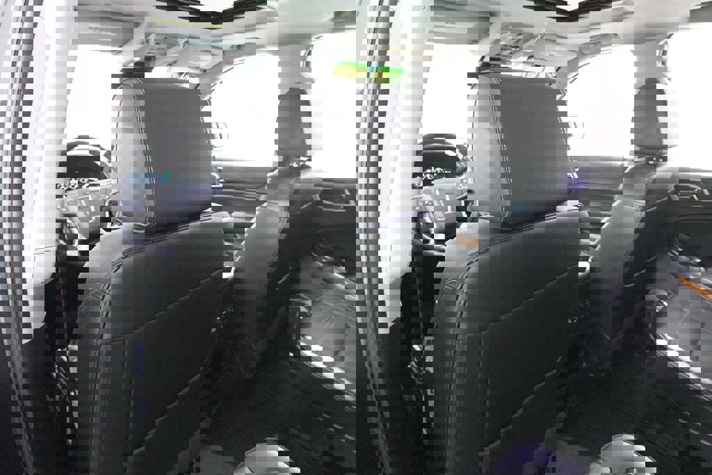 Used 2020 GMC Yukon Denali w/ Denali Ultimate Black Edition image 26