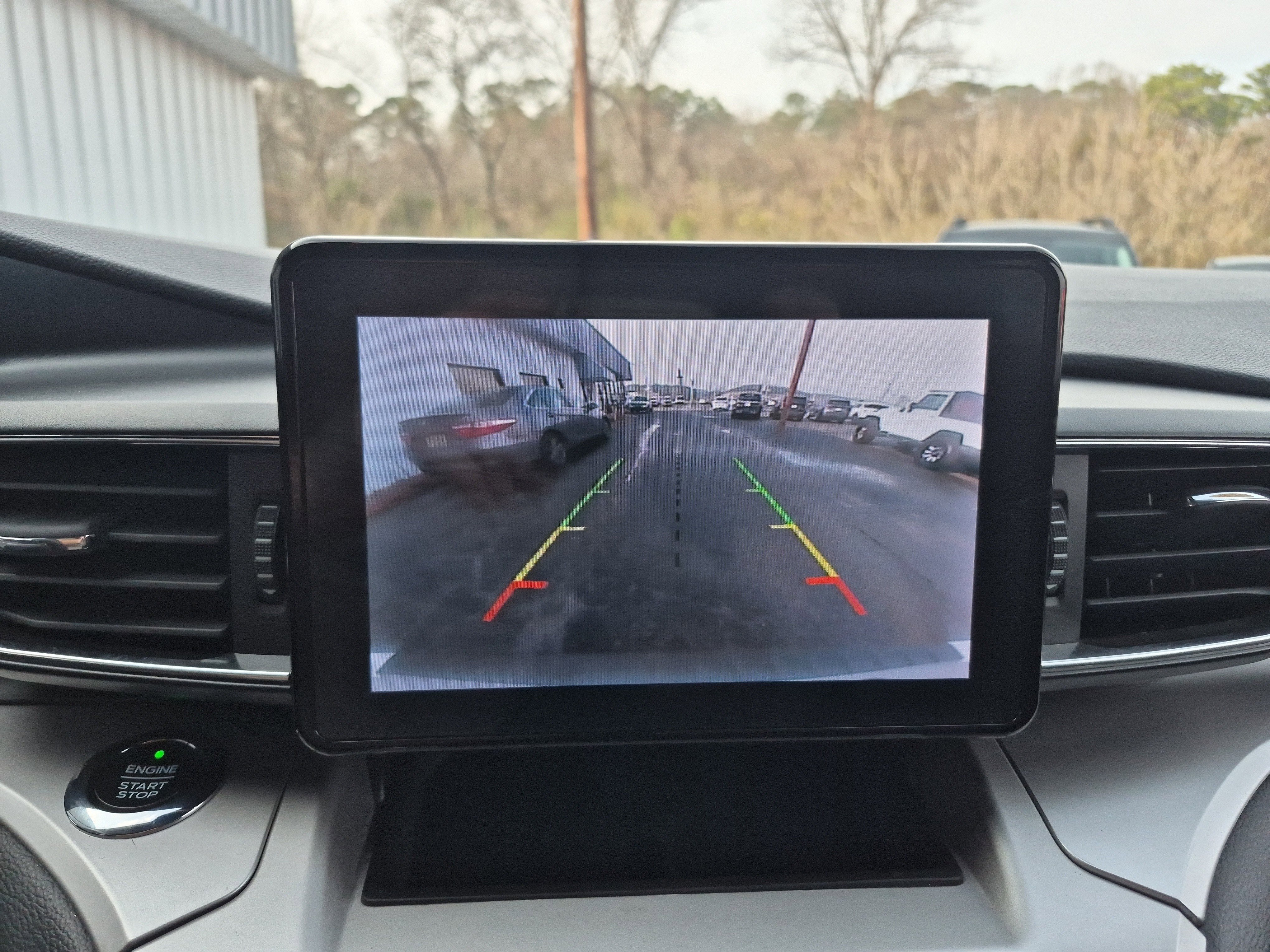 Certified 2020 Ford Explorer XLT w/ Equipment Group 202A image 38