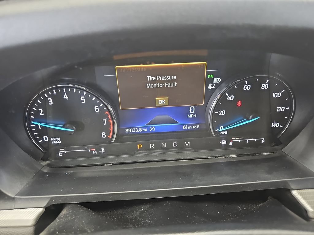 Certified 2020 Ford Explorer XLT w/ Equipment Group 202A AWD/4WD image 19