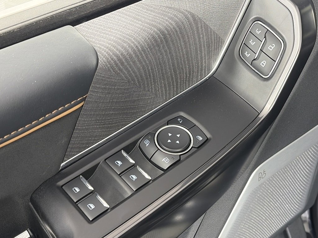 Certified 2021 Ford F150 Platinum w/ Equipment Group 701A High image 27