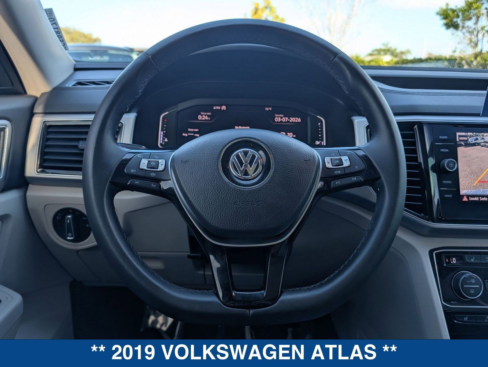 Used 2019 Volkswagen Atlas SEL FWD image 27