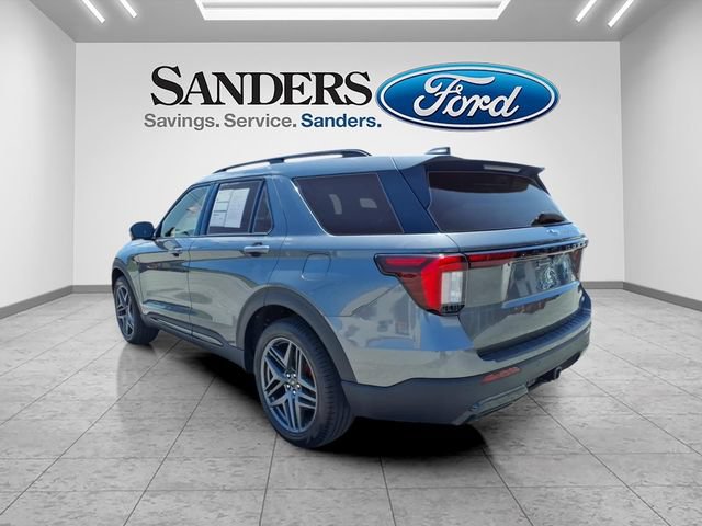 Certified 2025 Ford Explorer ST-Line w/ ST-Line Street Pack AWD/4WD image 4