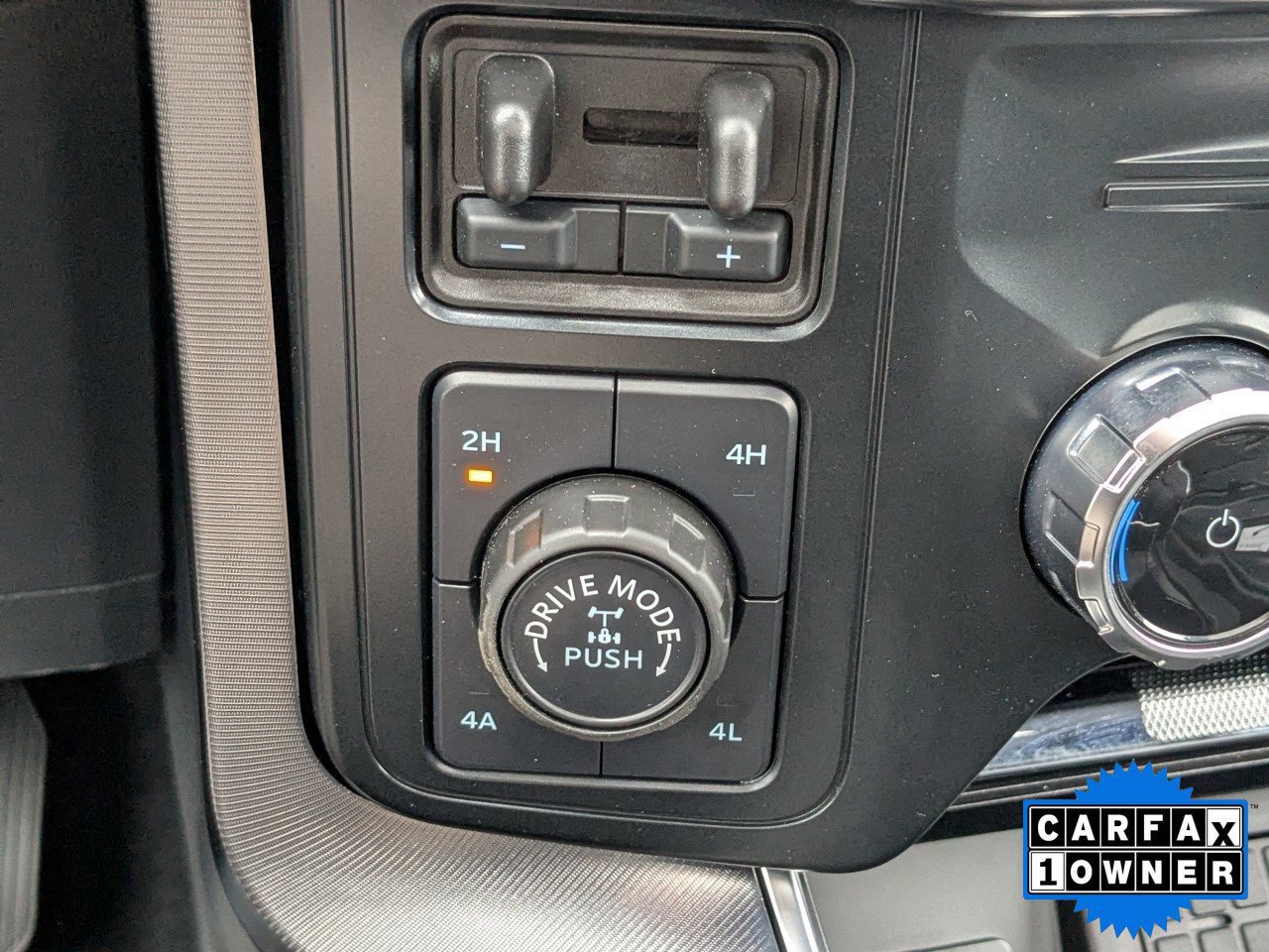 Certified 2025 Ford F150 Platinum w/ Equipment Group 702A High AWD/4WD image 31