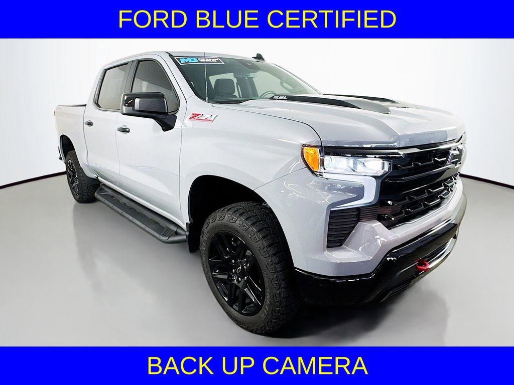 Used 2024 Chevrolet Silverado 1500 LT Trail Boss w/ Convenience Package II AWD/4WD image 4