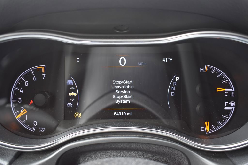 Used 2022 Jeep Grand Cherokee Laredo X image 10