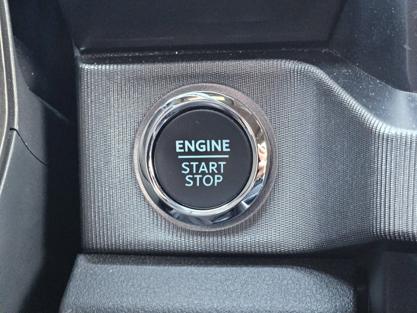 Certified 2024 Ford F250 Platinum w/ FX4 Off-Road Package image 26