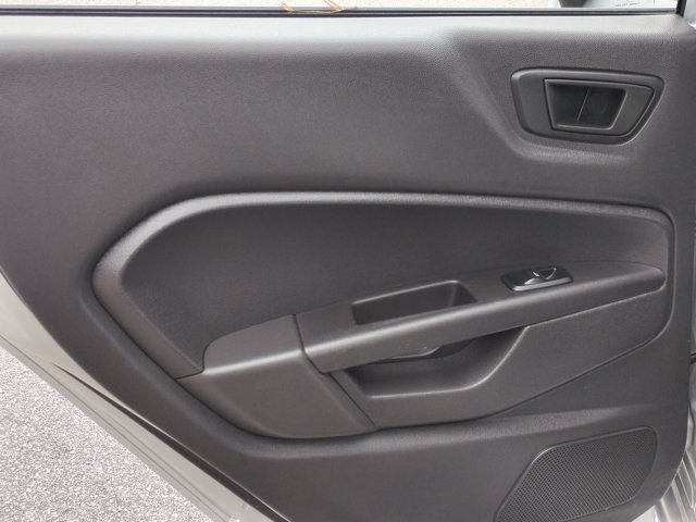 Certified 2018 Ford Fiesta SE FWD image 26