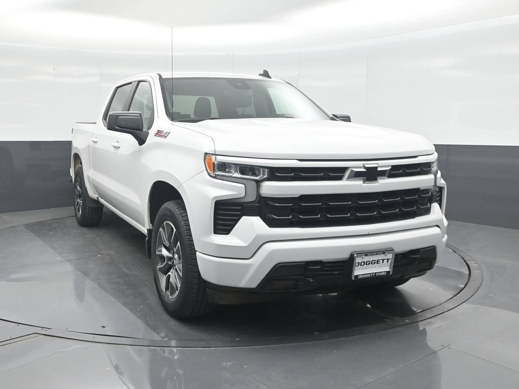 Used 2023 Chevrolet Silverado 1500 RST w/ Z71 Off-Road Package AWD/4WD image 8