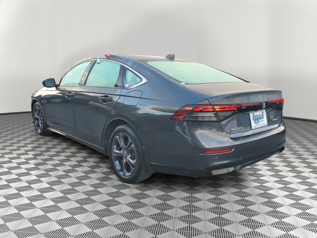 Used 2023 Honda Accord EX-L image 2