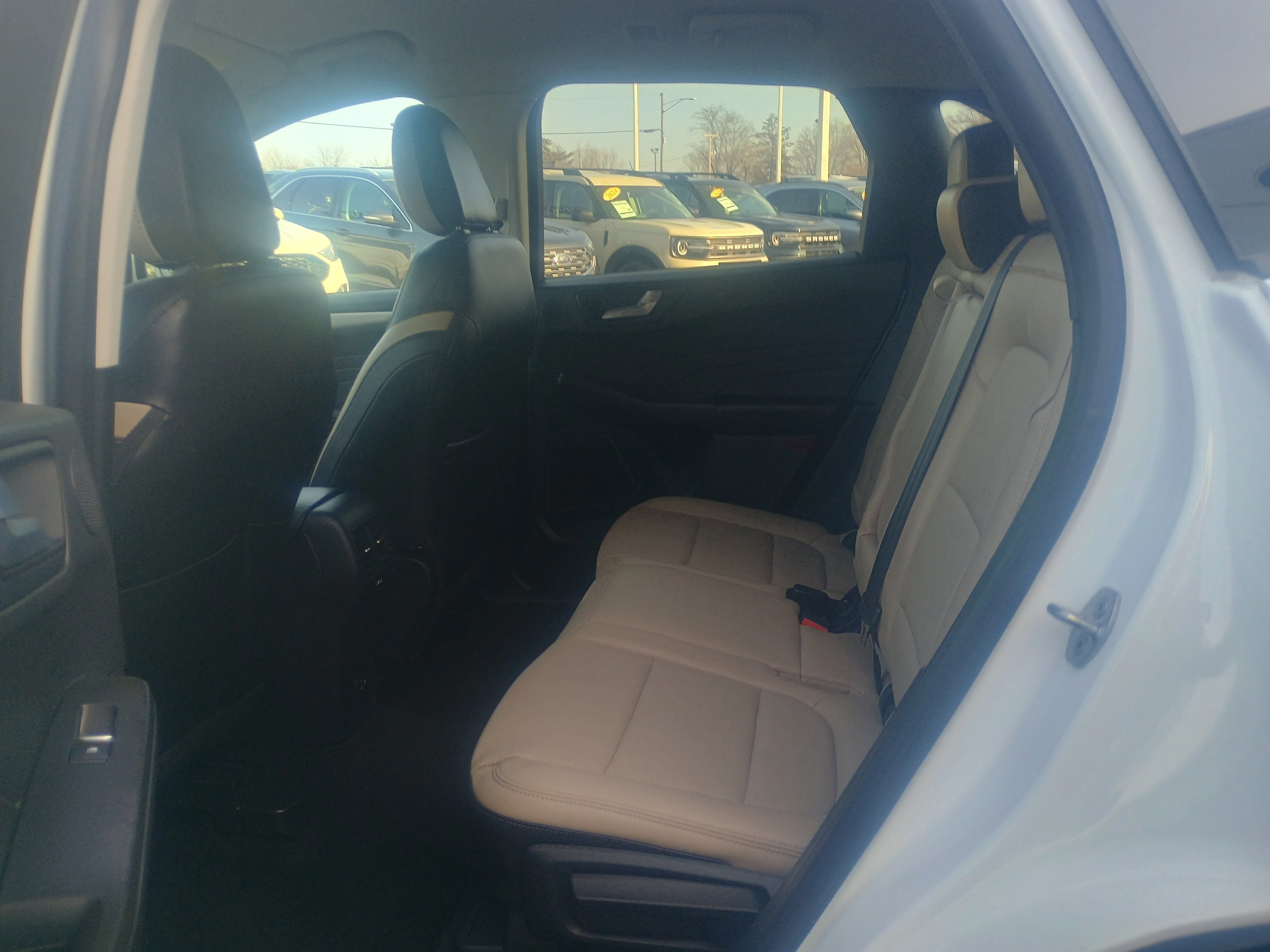 Certified 2021 Ford Escape SEL w/ Technology Package image 18