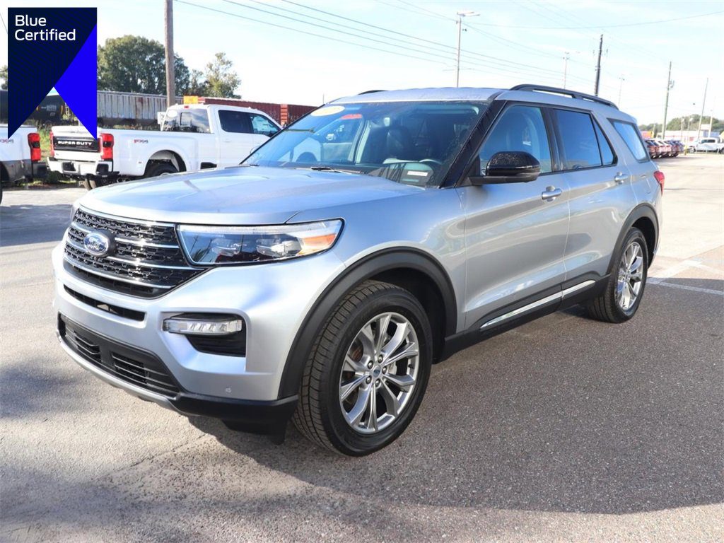 Certified 2022 Ford Explorer XLT w/ Equipment Group 202A