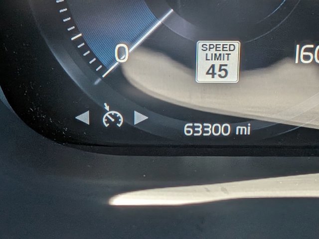 Used 2020 Volvo XC60 T5 Momentum w/ Protection Package Premier image 20